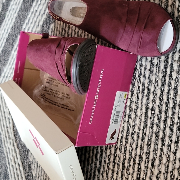 Naturalizer Open Toe Booties - Picture 7 of 8